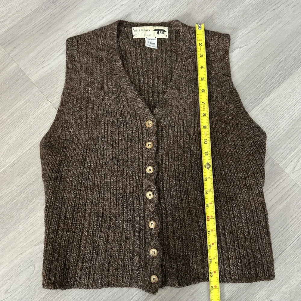 Inis Meain Alpaca V-Neck Sweater Vest - Picture 5 of 6